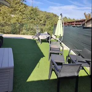 https://f1-avec-jacuzzi-prive.fr-provencehotel.com