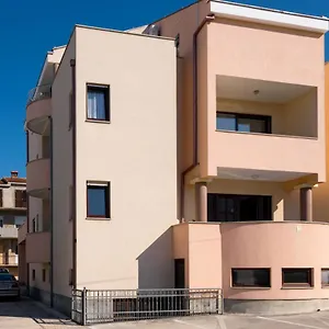 Bobi Apartment